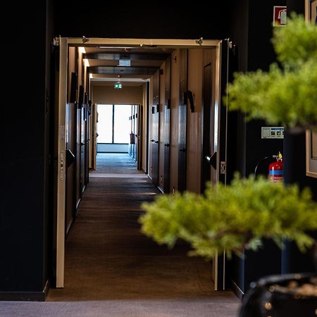 Mw Douro Wine & Spa Santa Marta de Penaguiao Exterior photo A corridor at the hotel