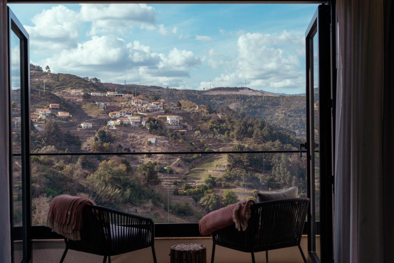 Mw Douro Wine & Spa Santa Marta de Penaguiao Exterior photo View from the hotel